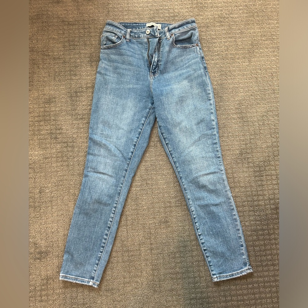 Abercrombie Super skinny ankle high rise. Curve love